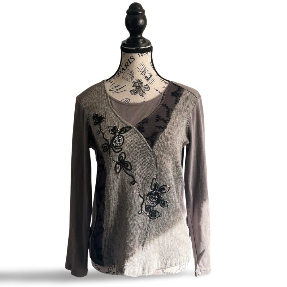 Y2K Beaded Patchwork Artsy Long Sleeve Top Grey / Black medium fairy grunge